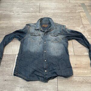 Comstock & Co. long-sleeve, light-wash western Cowboy denim shirt L